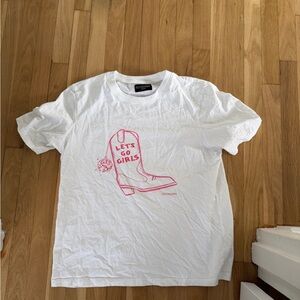 Kittenish Crisp White Tee